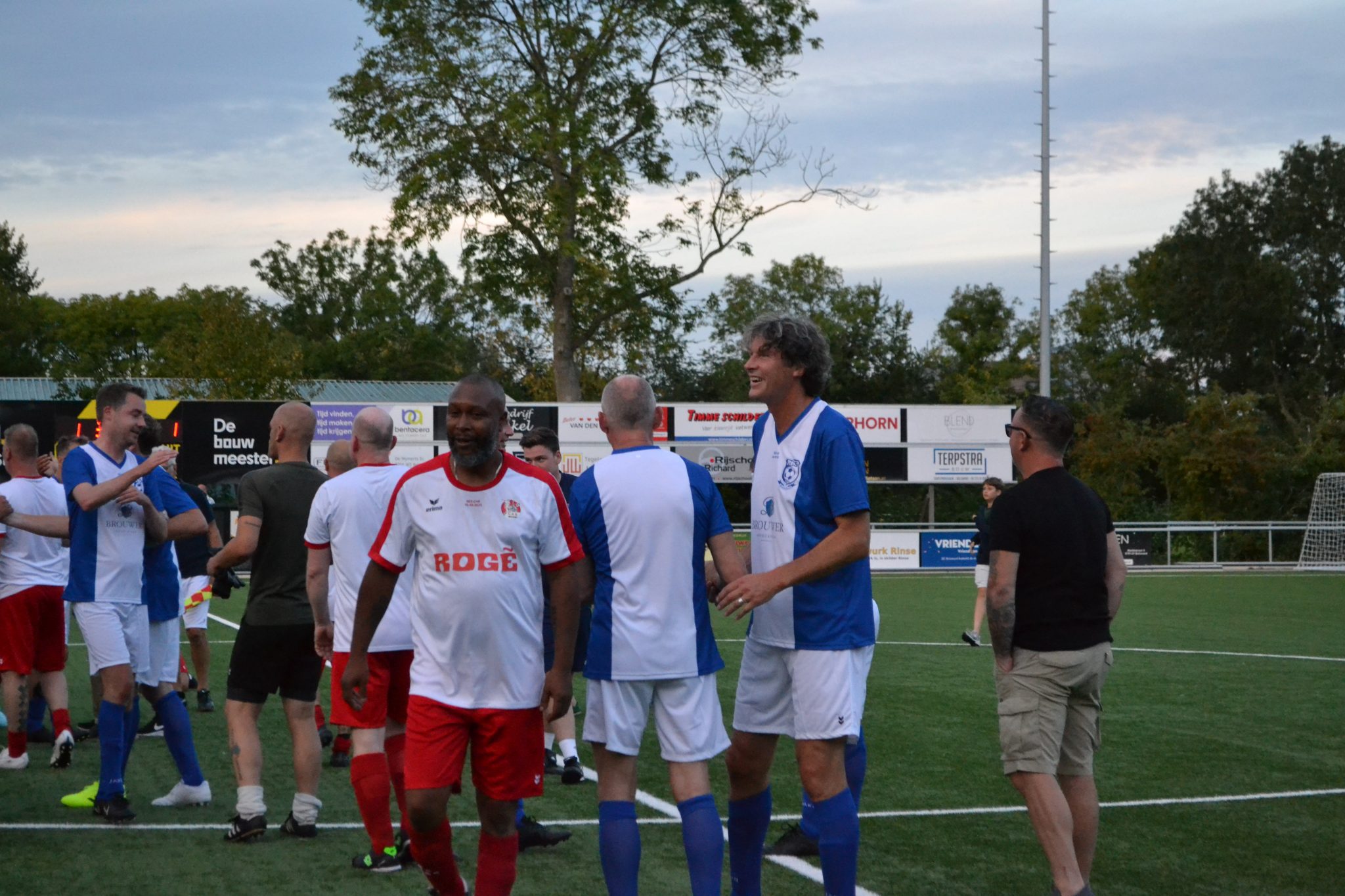 De wedstrijd CAB RES 305