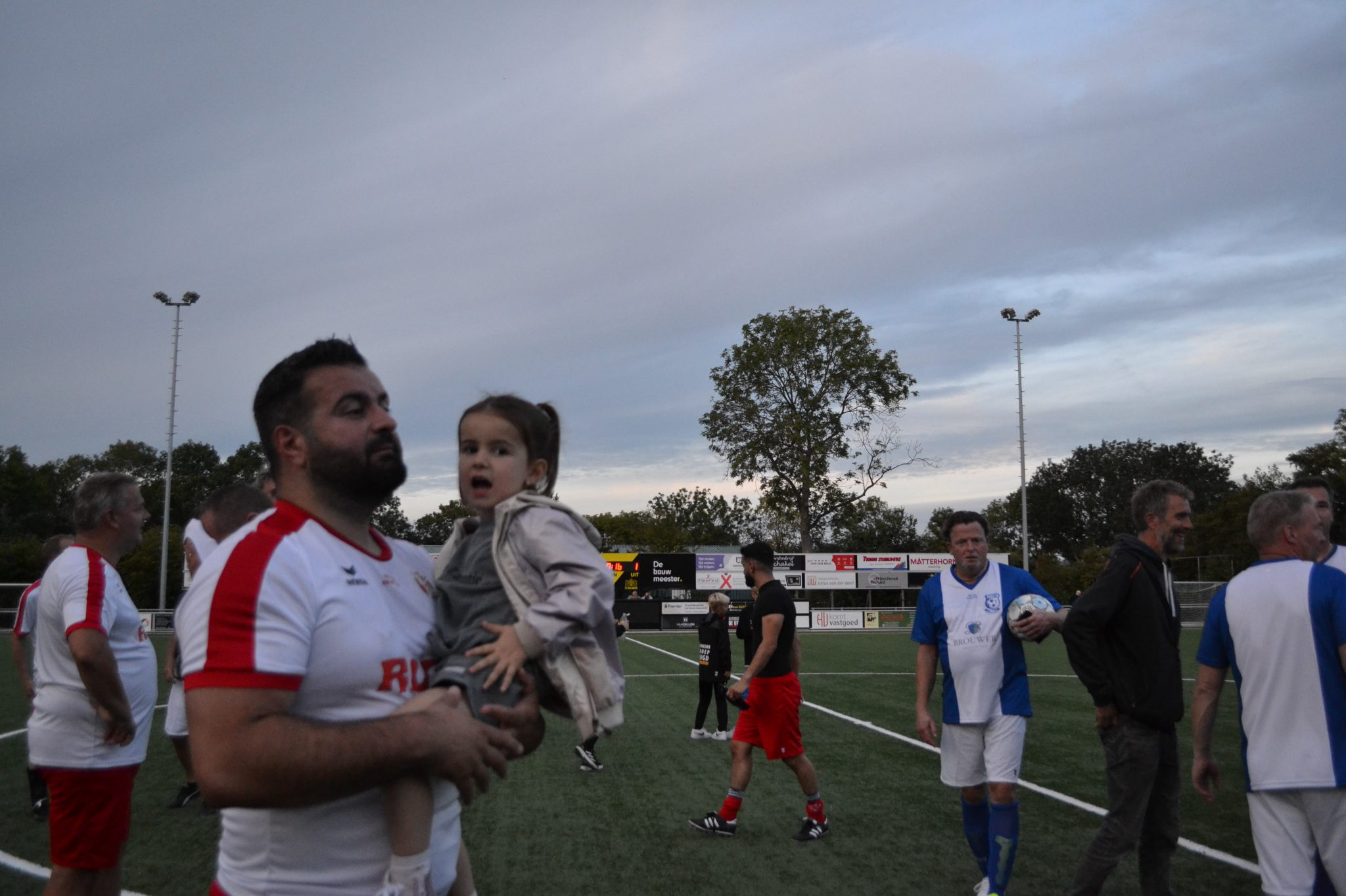 De wedstrijd CAB RES 317