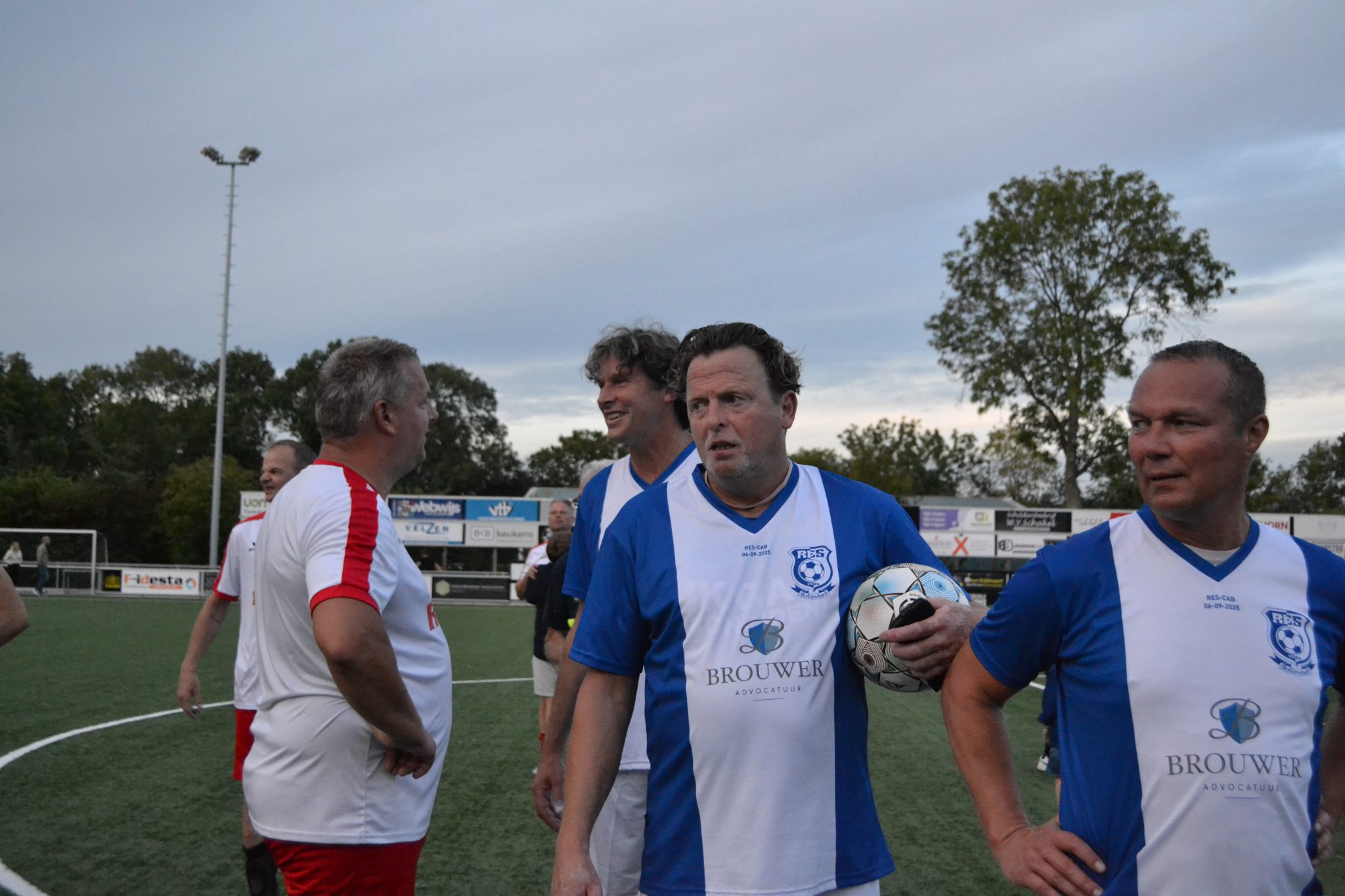 De wedstrijd CAB RES 319